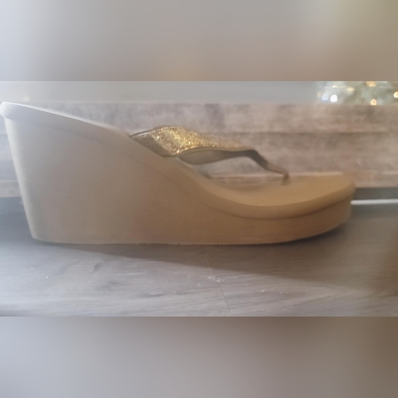 NEVER WORN platform + glitter + colin stuart sandals - Picture 4 of 5